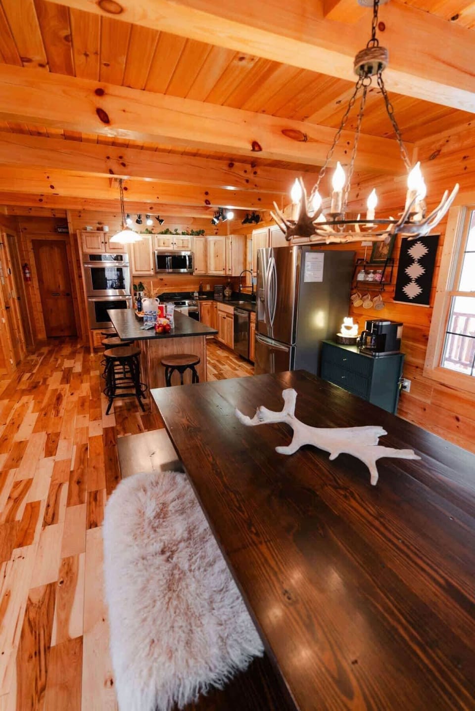 Cabin, Multiple Beds, Hot Tub (Hidden Hills Retreat) | Private kitchen | Coffee/tea maker, electric kettle