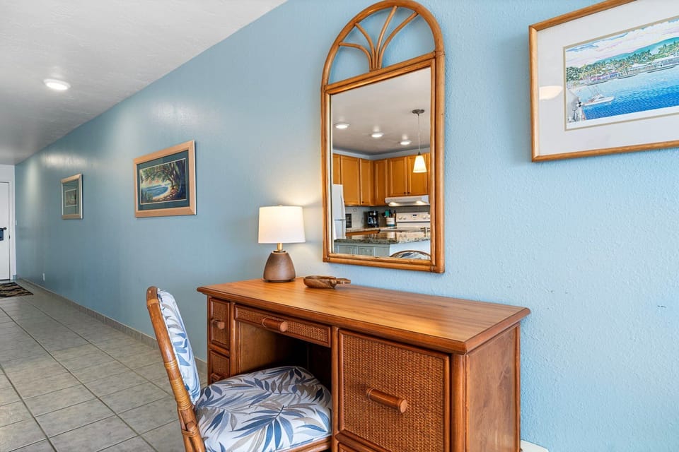 Condo, 1 King Bed with Sofa bed, Lanai, Ocean View (Sea Village 1103) | Interior