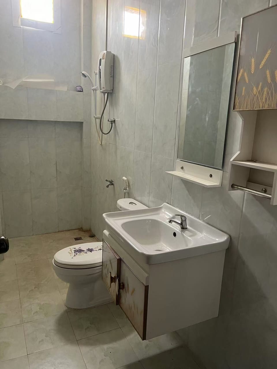Comfort Double Room, City View | Bathroom | Slippers