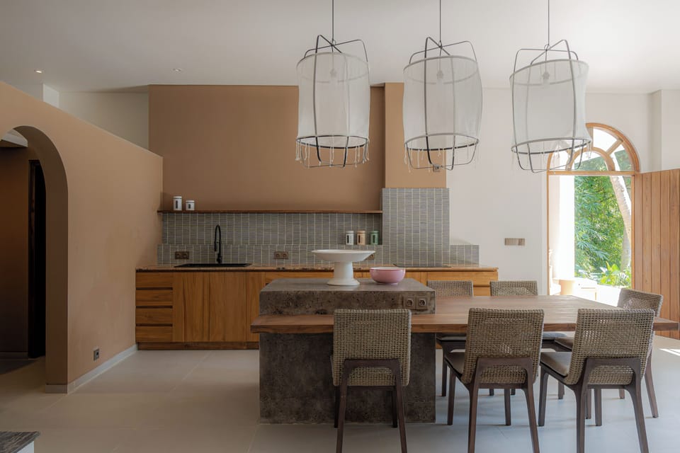 Luxury Villa, Private Pool, Garden View | Dining room