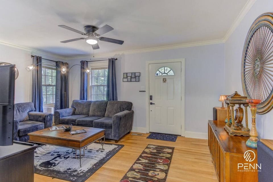 Enjoy the comfort of a well-lit space perfect for relaxing or connecting with friends.