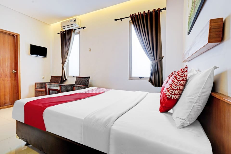 Deluxe Double Room | Free WiFi, bed sheets