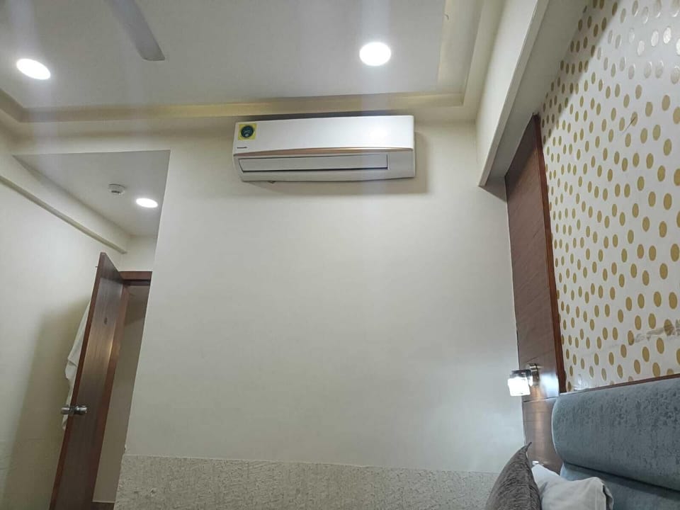 Deluxe Double Room, City View | Egyptian cotton sheets, premium bedding, down comforters