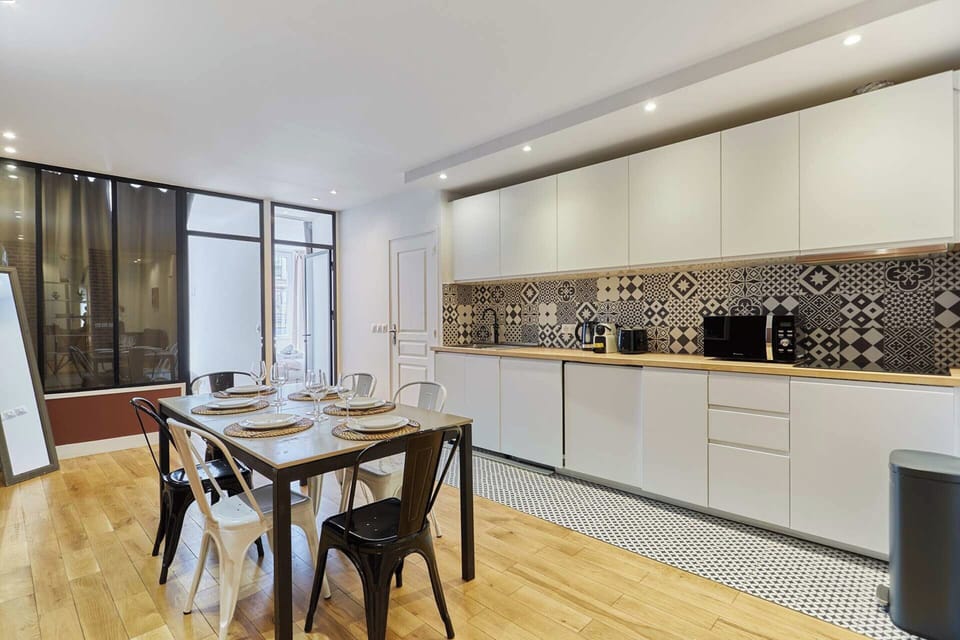 Apartment | Dining