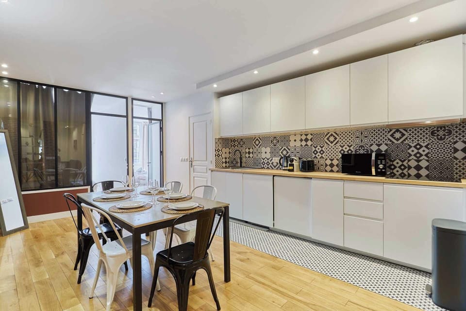 Apartment | Dining