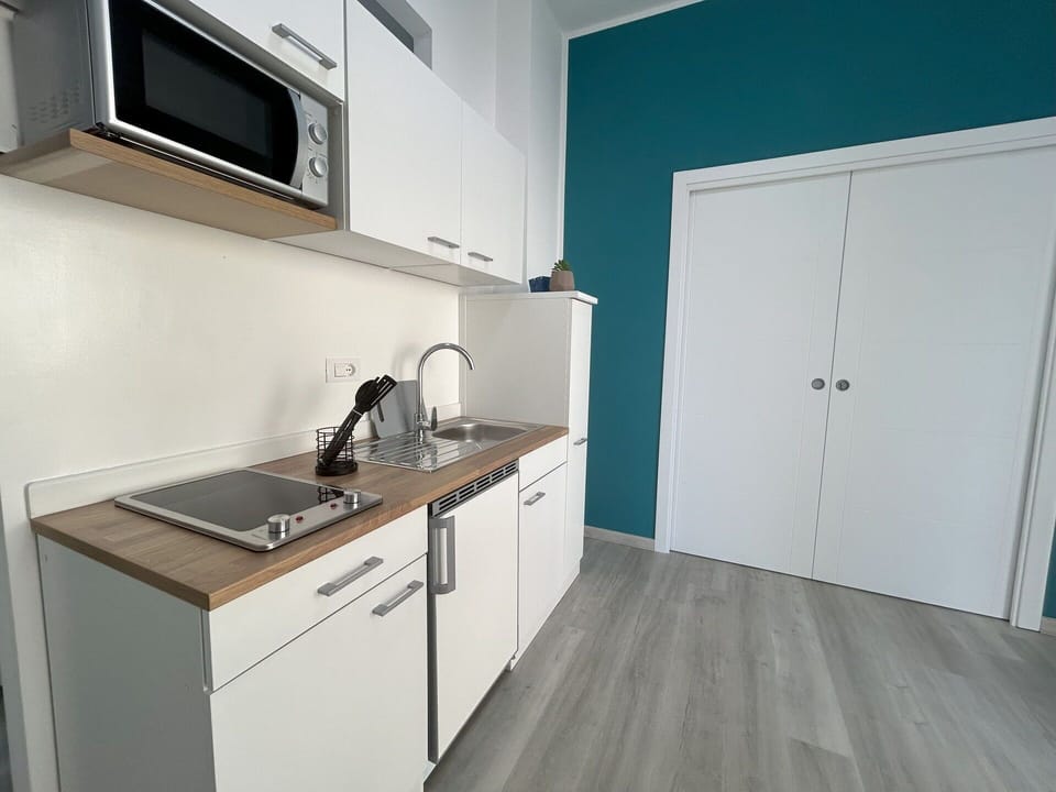 Autumn, Kitchen, Spring, Summer