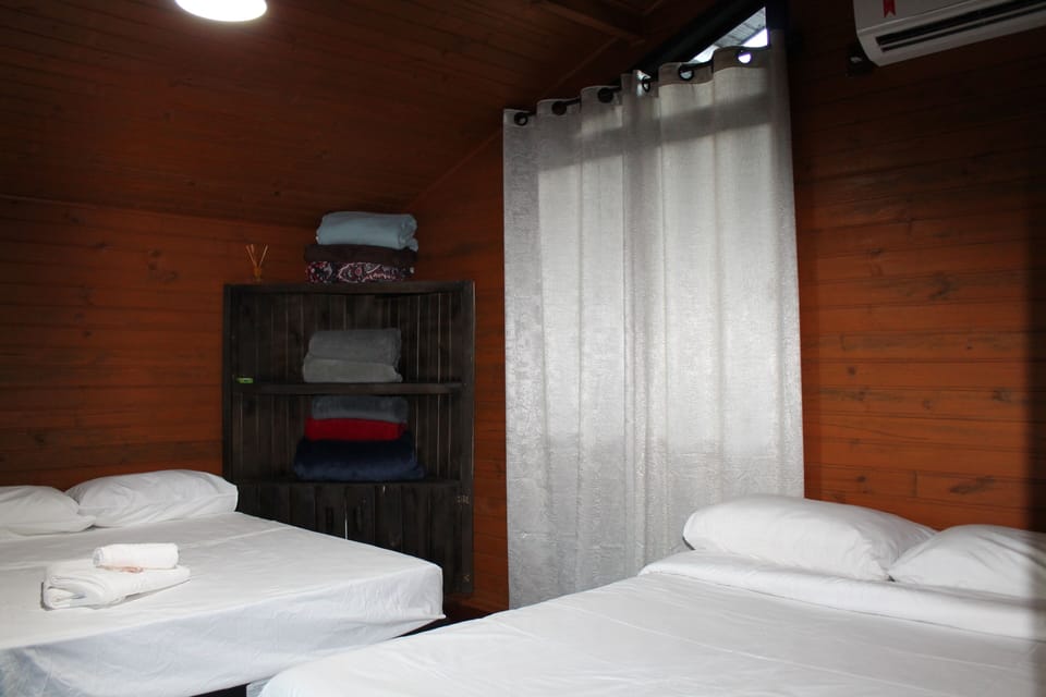 Deluxe Chalet, Patio, Lake View | Free WiFi