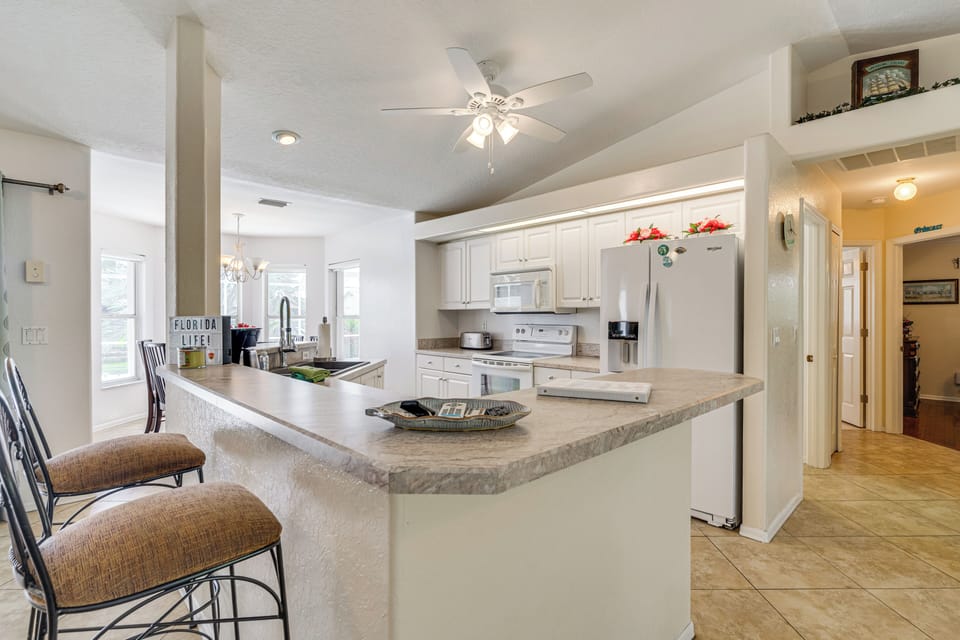 House (3 Bedrooms) | Interior