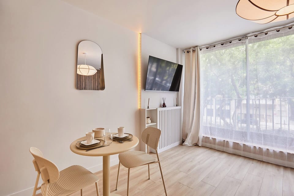 House | Dining