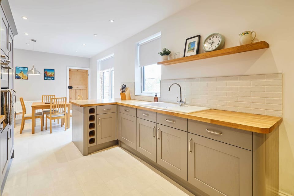 Bristol Avenue, Saltburn-by-the-Sea - Host & Stay