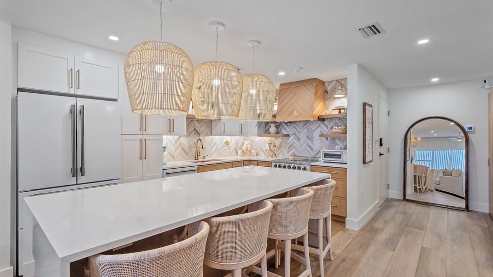 Condo, 2 Bedrooms | Private kitchen | Fridge, oven, coffee/tea maker, toaster