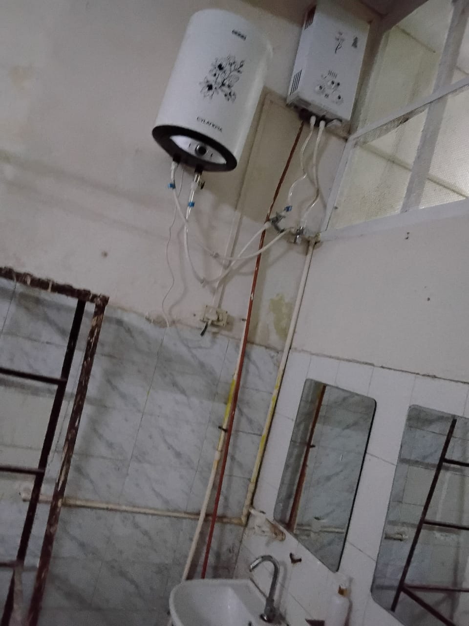 WiFi (free)