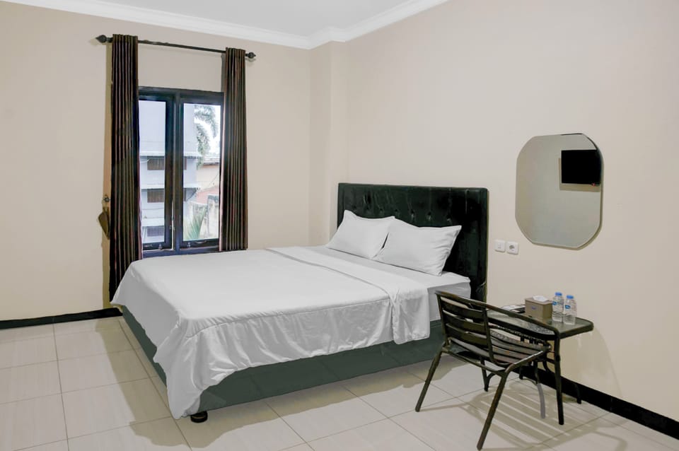 Deluxe Double Room | WiFi (free), bed sheets