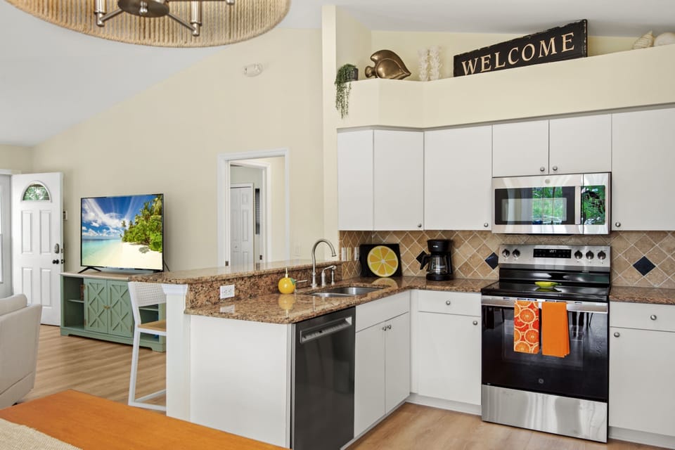 Open, airy kitchen