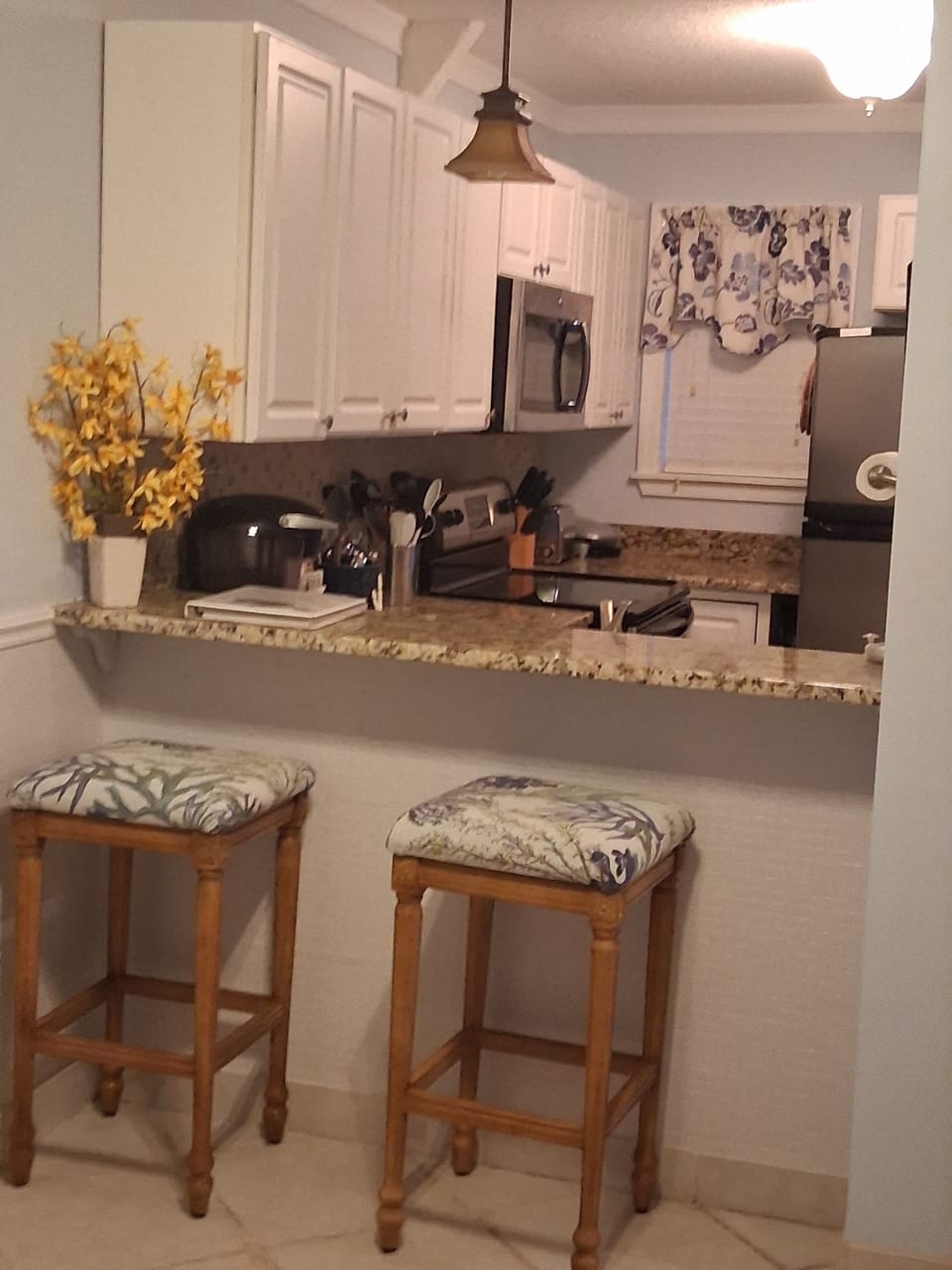 kitchen counter 