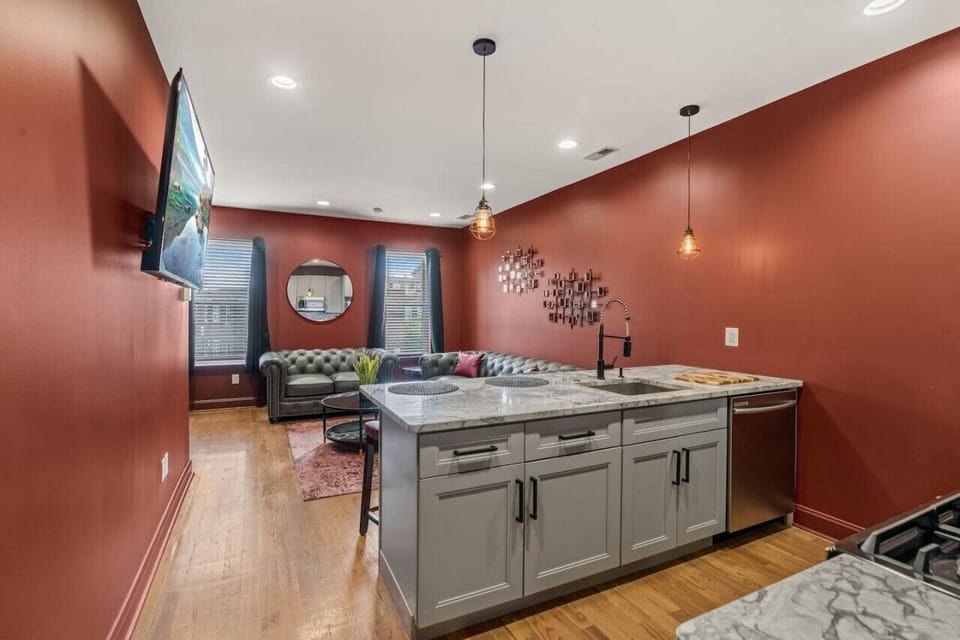 Fully equipped modern kitchen