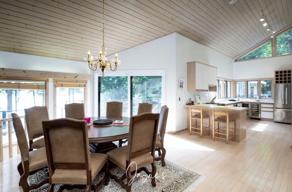 Dining &amp; Kitchen