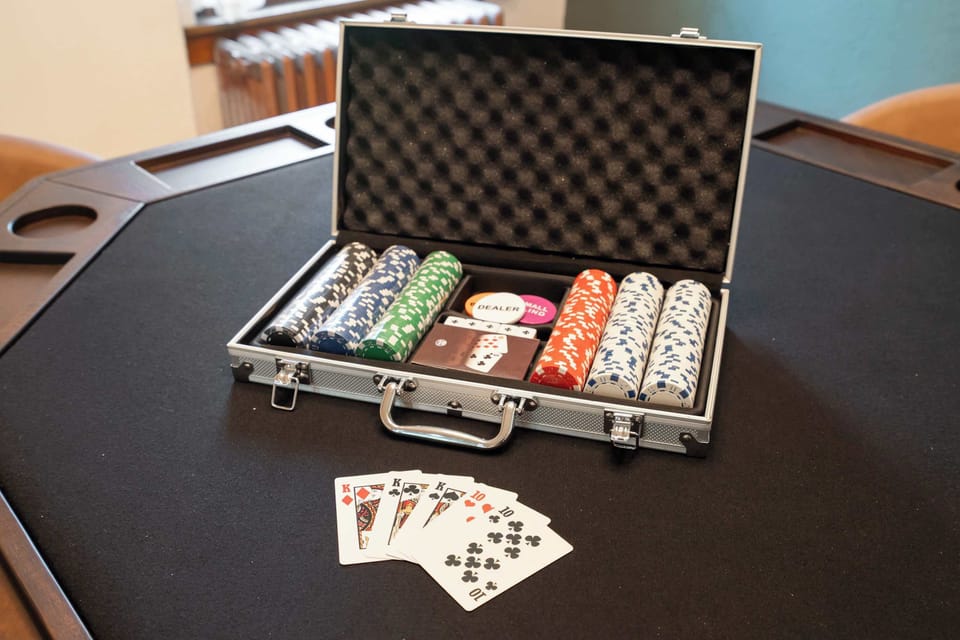 Gather around the poker table for an evening of fun, strategy, and laughter. Whether you’re a seasoned card player or just in it for the good times, this space is designed for friendly competition and lasting memories.