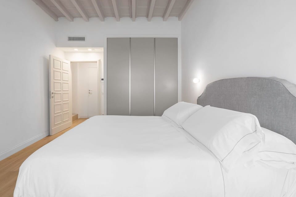 Autumn, Bedroom, Spring, Summer, Winter