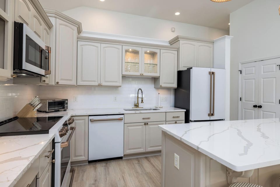 Completely updated chef's kitchen.