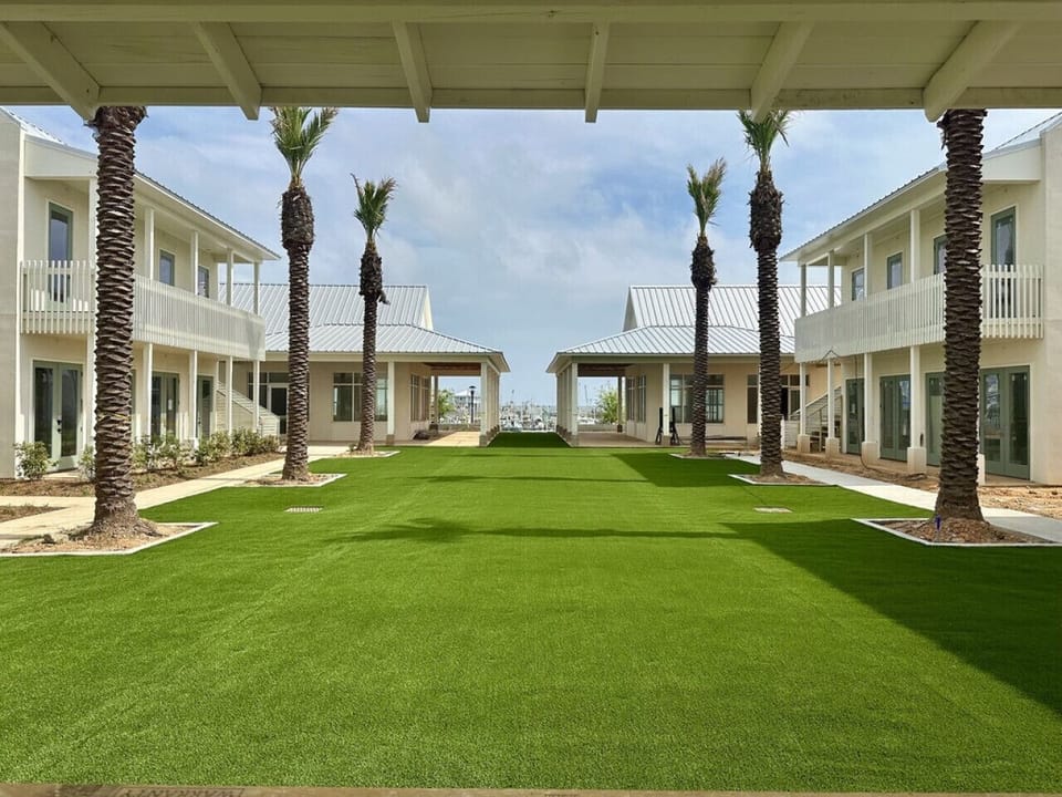 A peaceful courtyard at the heart of Pass Bungalows—perfect for morning coffee, afternoon games, or evening strolls.