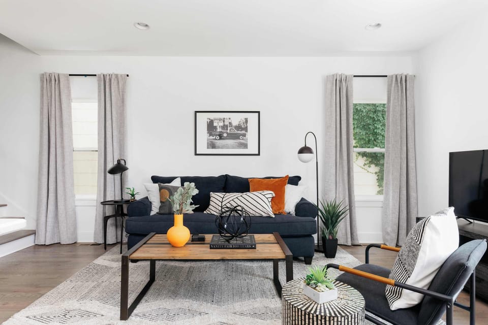 Welcome to Modern Retreat!