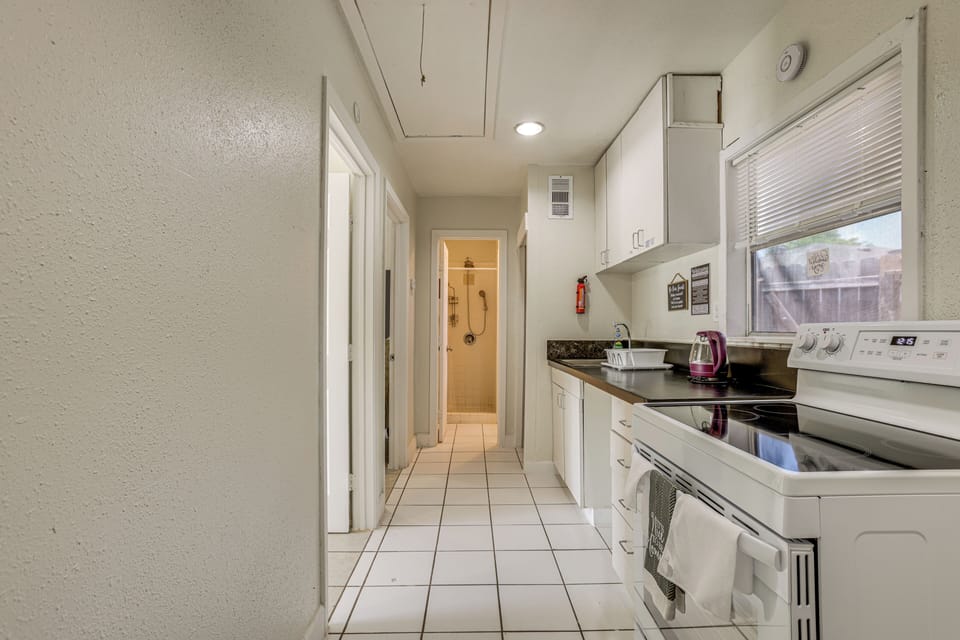 Apartment (1 Bedroom) | Interior
