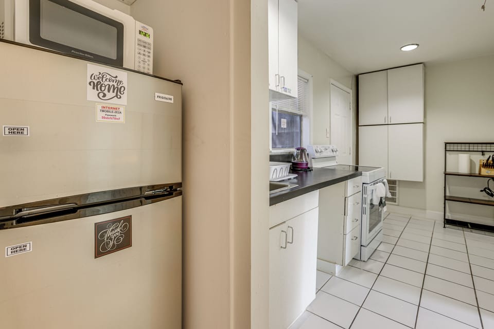 Apartment (1 Bedroom) | Interior