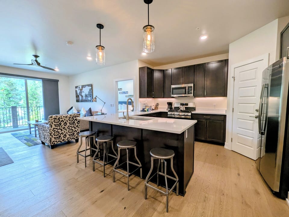 Spacious kitchen