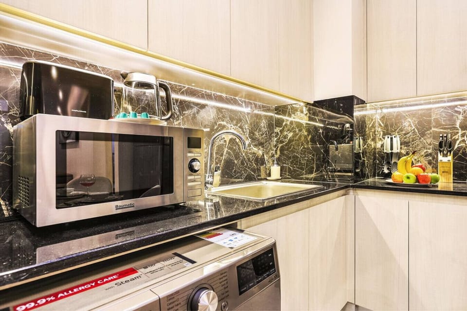 Kitchen Delight: Elegant design with modern appliances for culinary adventures awaits you!