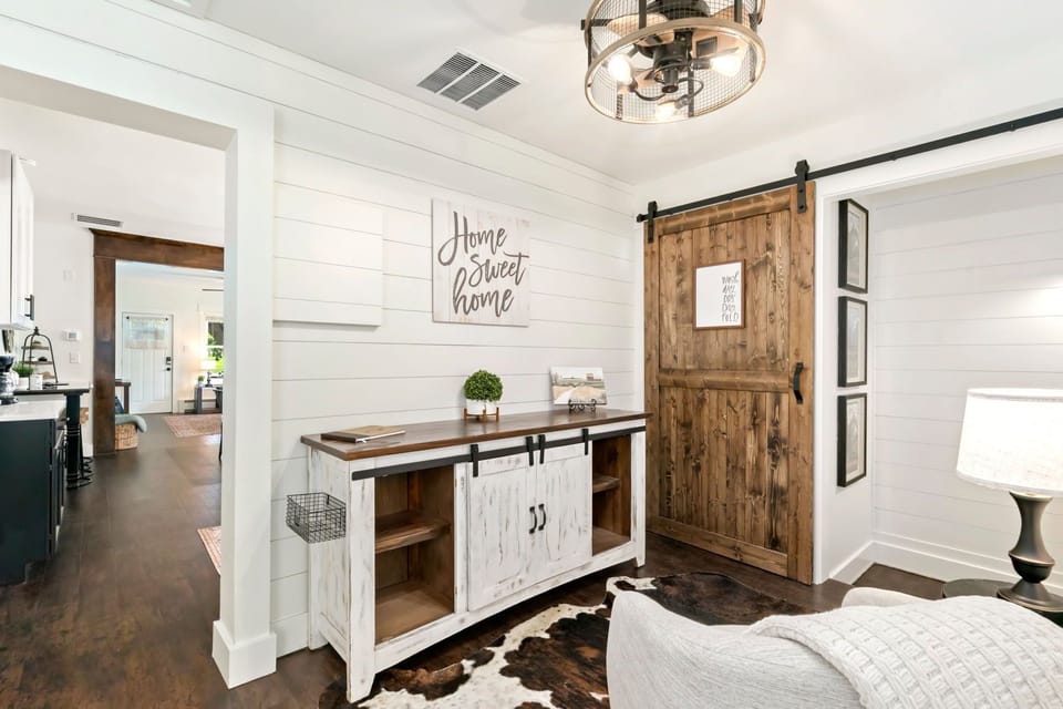 Laundry Room with Reading Nook (main level)