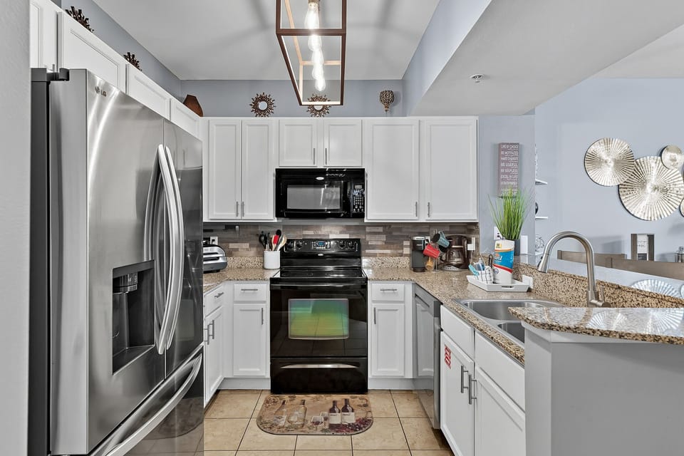 Fully equipped kitchen