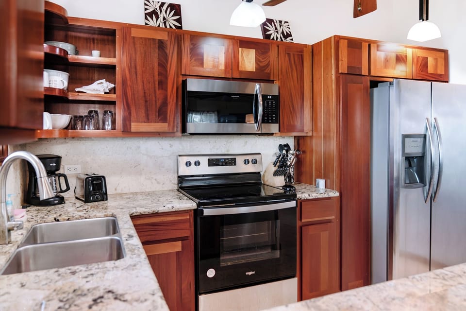Fully equipped kitchen