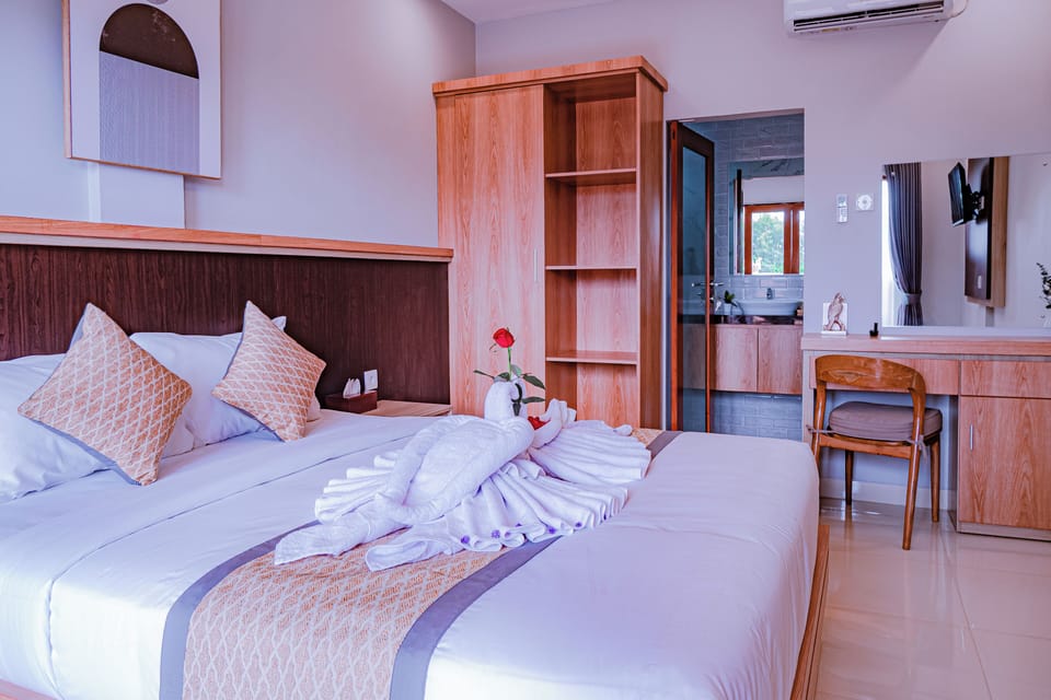 Deluxe Double Room, Patio | Free WiFi