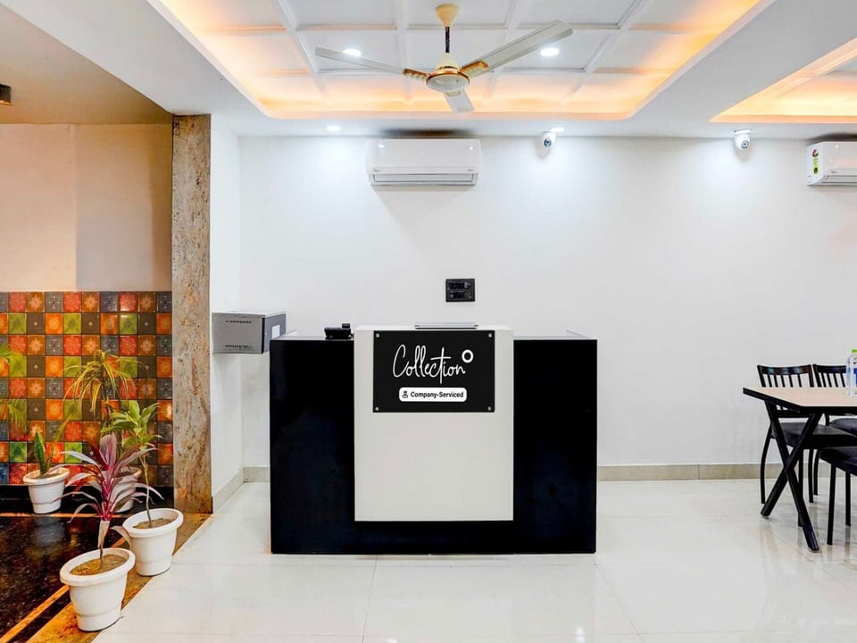 House | Reception