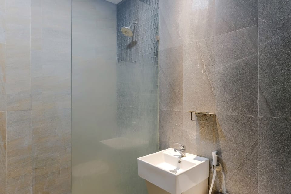 Deluxe Room | Bathroom | Bidet