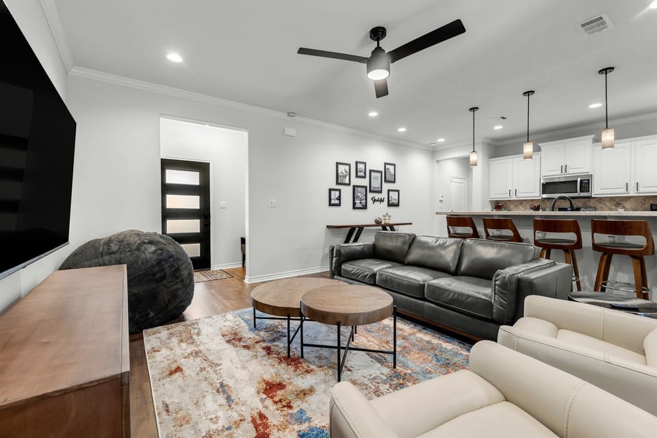 Living/Kitchen