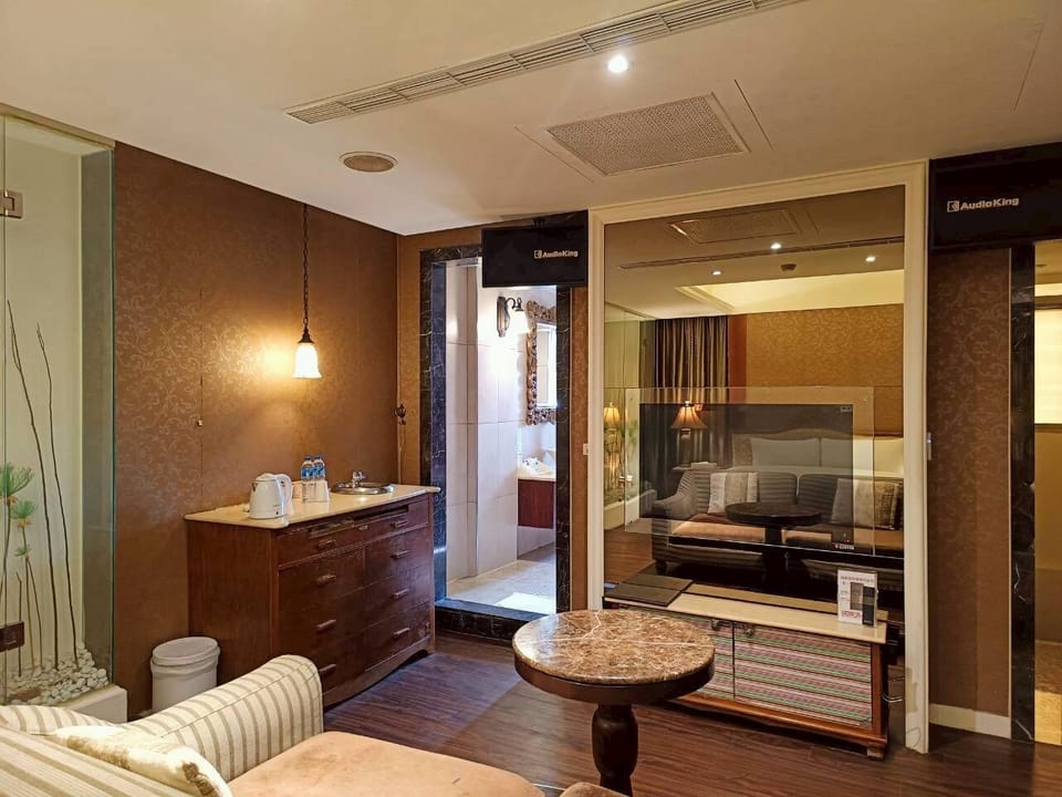Comfort Double Room, City View | Free WiFi