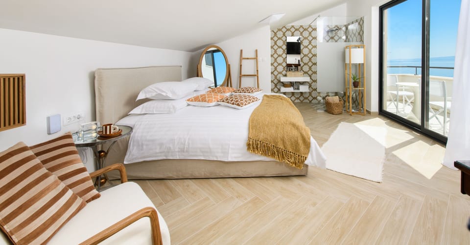 Double Room | In-room safe, soundproofing, iron/ironing board, free WiFi