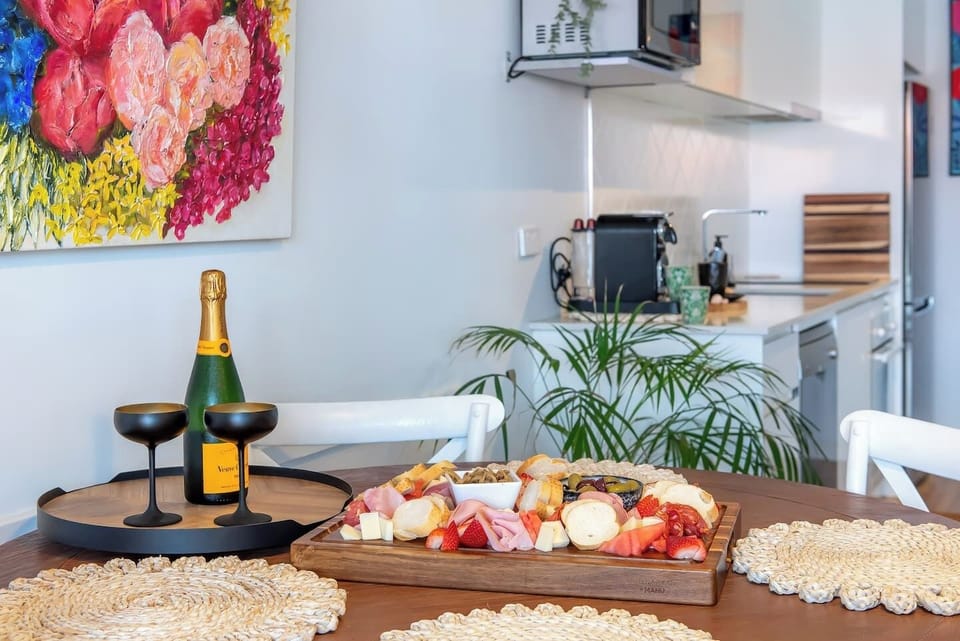 While champagne and a delicious platter aren't part of our standard stay, we're happy to offer them as a special treat for guests booking 14 nights or more. Just let us know in advance, and we’ll make sure your stay feels extra special!