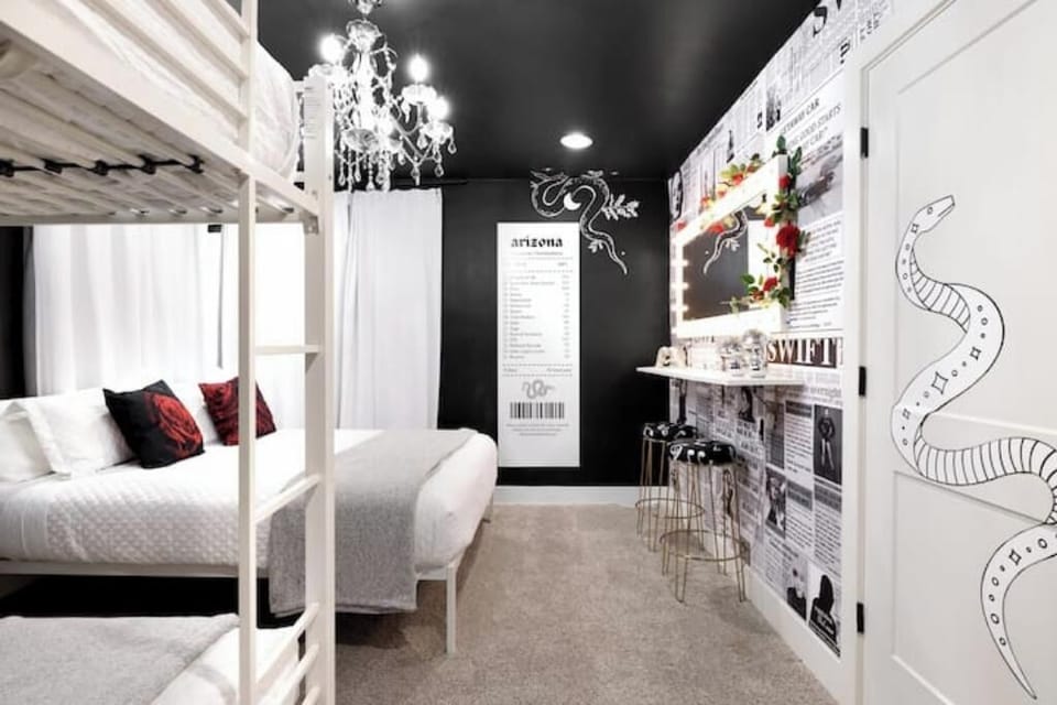 Reputation Bedroom: full bunks, queen bed, beauty bar and chandelier bling