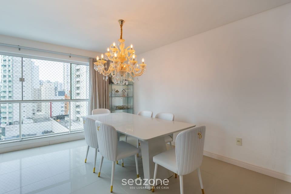 Apartment | Dining