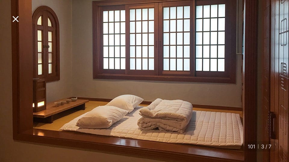 Premium Quadruple Room, Courtyard View | Soundproofing, WiFi (free)