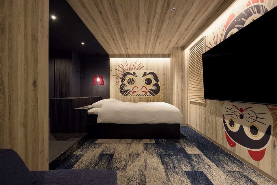 Deluxe Room, City View | Building design