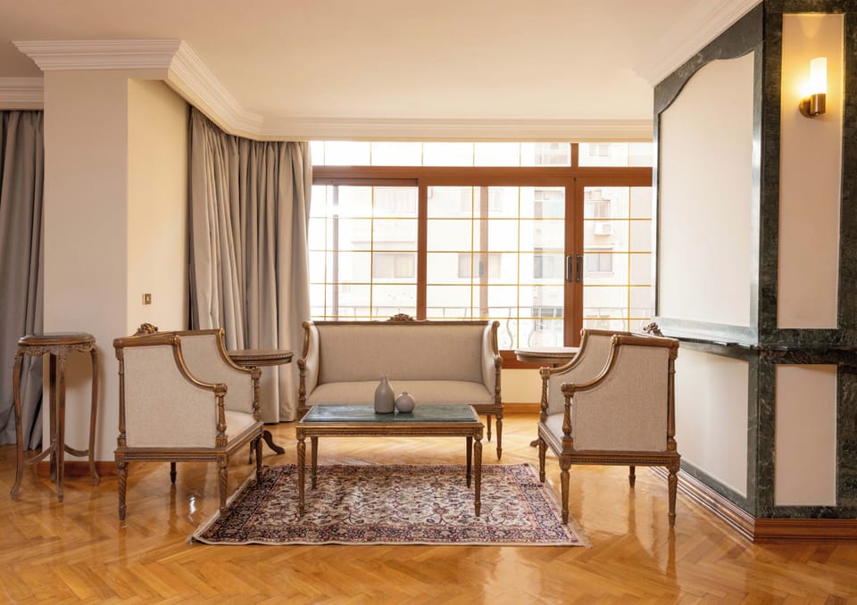 Apartment | Living area | Flat-screen TV