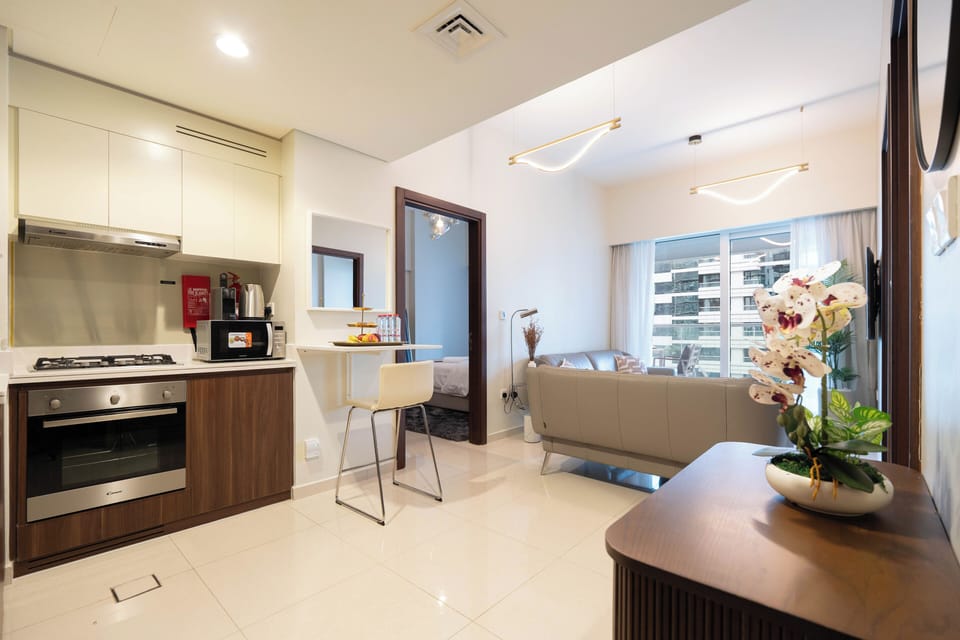 Deluxe Apartment, 2 Bedrooms, Lake View | Living area | 50-inch Smart TV with cable channels, Netflix, streaming services