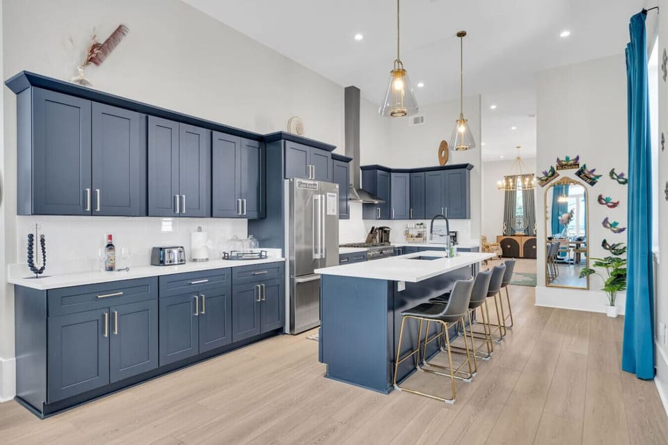 Fully stocked kitchen