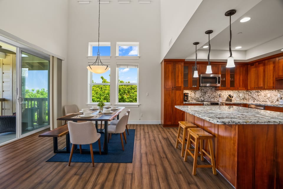 Condo, 3 Bedrooms | Dining