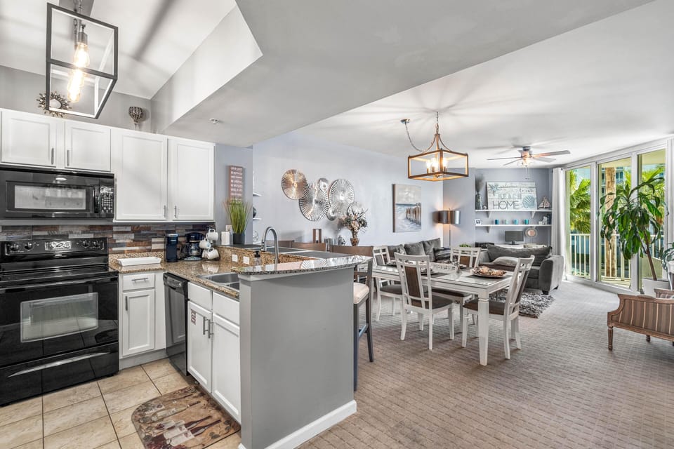 Condo, 1 King Bed with Sofa bed (Palms Resort #2307 JR 2BR) | Private kitchen