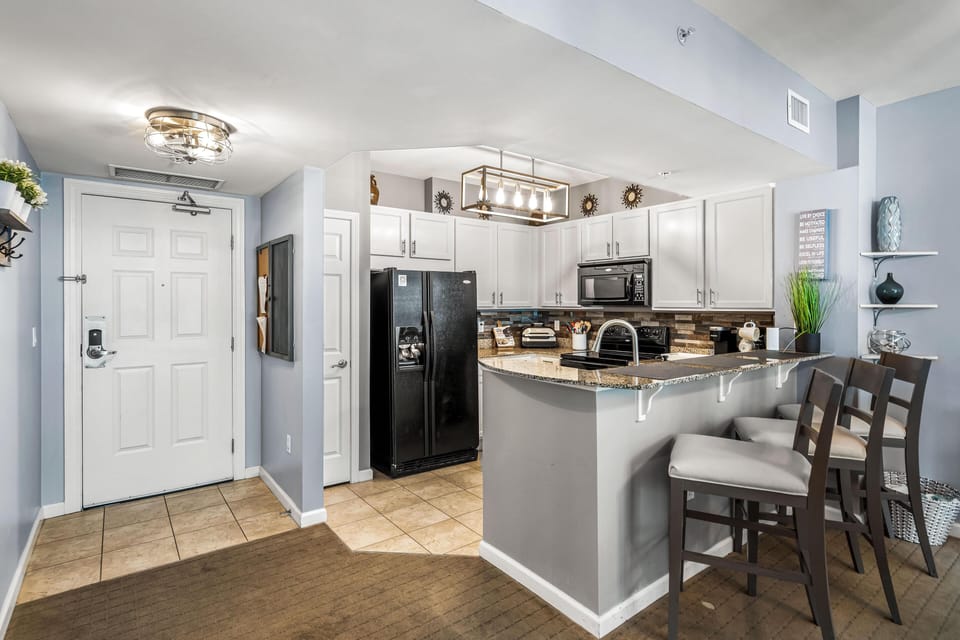 Condo, 1 King Bed with Sofa bed (Palms Resort #2307 JR 2BR) | Private kitchen